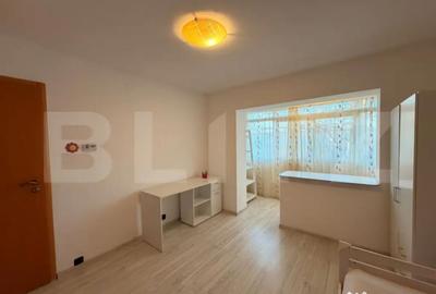Apartament cu 3 camere decomandat în 1 Mai - 10