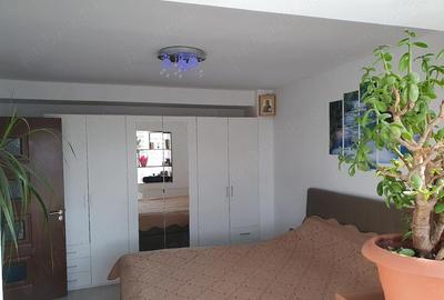 Apartament cu 4 camere decomandat în Noua - 5
