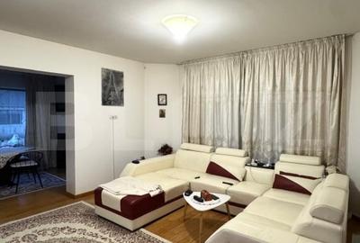 Casă individuală cu 6 camere cu Teren 720 Mp în Tractorul - 1