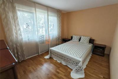 Apartament 3 camere cf 1 semidecomandat  zona Micro 5 - 5