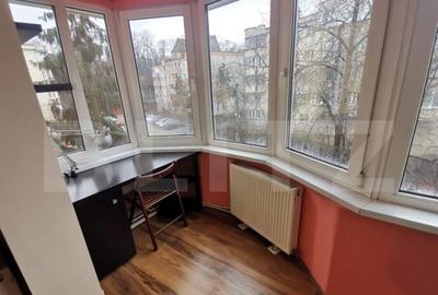 Apartament cu 3 camere decomandat în Plopilor