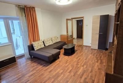 Apartament spatios zona 9 mai - 2