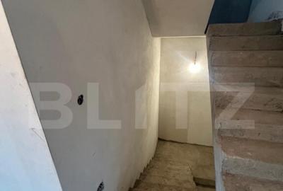 Casa de inchiriat, 300 mp, zona Micro 6 - 3