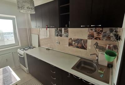 Apartament cu 2 camere semidecomandat în Iancului