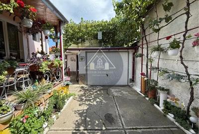 Apartament la casa, Medias - 1