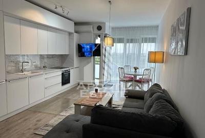 Apartament cu 3 camere, 2 bai, loc de parcare, bloc nou, zona Soarelui - 1