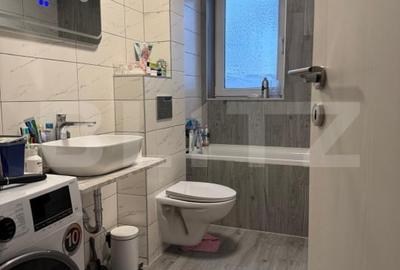 Apartament cu 3 camere decomandat, mobilat în Tractorul - 7