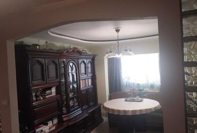 Apartament cu 3 camere decomandat în Sud - 4