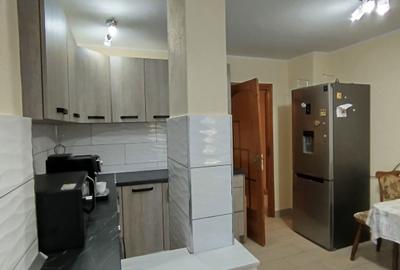 Apartament cu 3 camere decomandat în Carpați 2 - 2