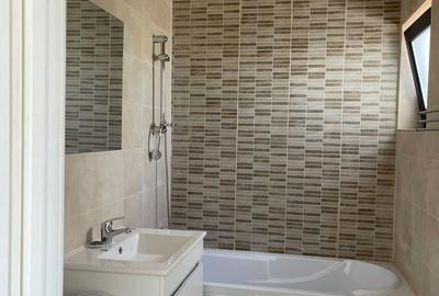 Casă cu 3 camere în Central