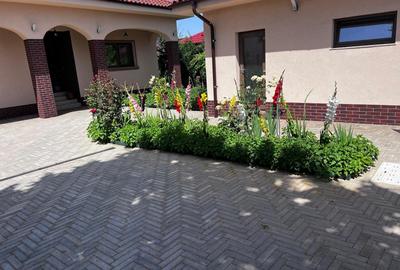 CUMPANA-Casa noua,ideal si pentru familii cu mai multi membri-404000 euro! - 9