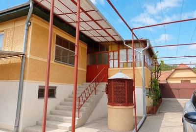Casă cu 4 camere cu Teren 1349 Mp în Boiu - 6