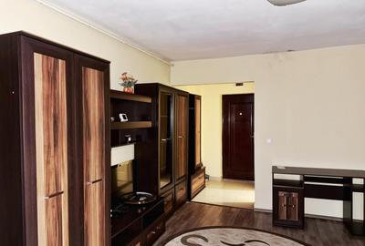 Garsoniera 30 mp etaj 1, Bulevard - zona Generala 1, centrala proprie - 6