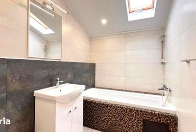 Casă cu 5 camere cu Canalizare în Ferme - 4