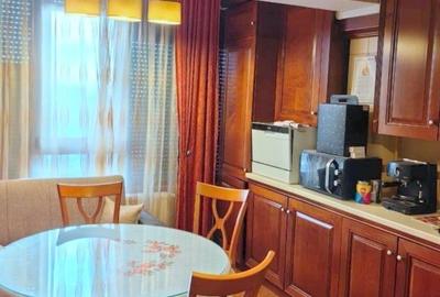 Apartament de vânzare - 4 camere, Strada Tecuci, Bloc Vega - 3