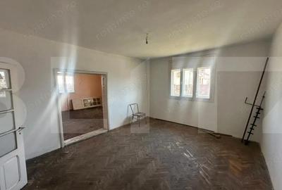 Casă cu Teren 480 Mp în Central - 4