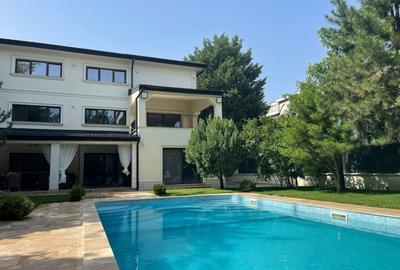 Resedinta deosebita,renovata 2023,P+2,garaj 2 loc, sauna, piscina, teren 1130 mp - 14