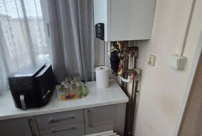 Apartament cu 2 camere decomandat în Calea București - 7