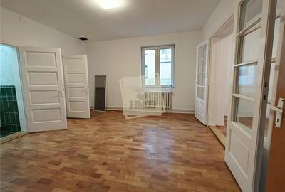 Spatiu modern si generos de birouri cu 5 locuri de parcare zona Calea Dumbravii - 2