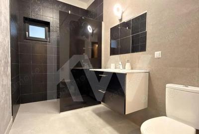 Apartament cu 3 camere decomandat în Central - 3