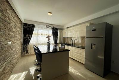 Apartament 3 camere de vanzare in Baciu