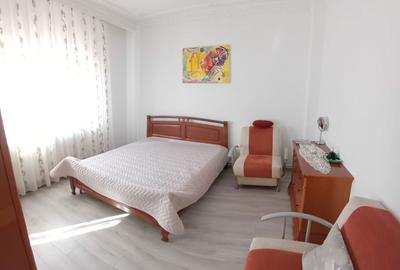 Casă cu 5 camere cu Teren 347 Mp în Central - 2