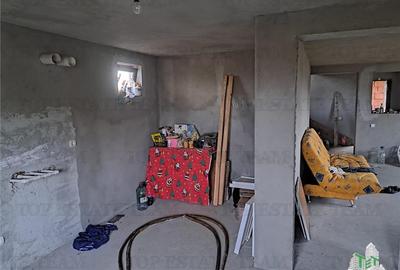 Casa+garaj, constructie la gri, in Sabareni,  teren 440mp - 14