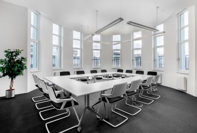 Acces nelimitat la spații de co-working în Regus Iride Business Centre - 3