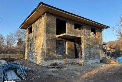 Casă cu 6 camere cu Teren 700 Mp în Breaza - 19