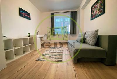Apartament cu 3 camere decomandat, mobilat în Tractorul