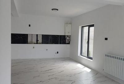 Casă cu 4 camere cu Teren 200 Mp în Central - 5