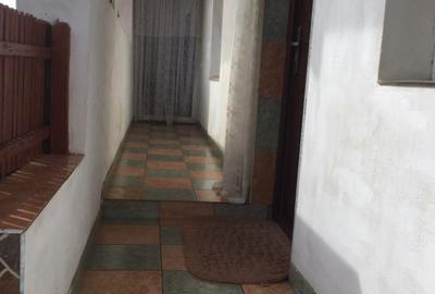 Casă cu 5 camere cu Teren 1007 Mp în Aranghel - 1