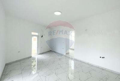 Spatiu comercial stradal de inchiriat - 3