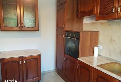 Apartament cu 2 camere decomandat în Traian - 8