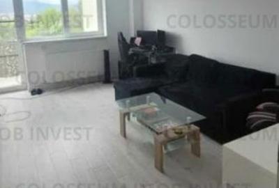 Apartament cu 3 camere decomandat în Tractorul - 2