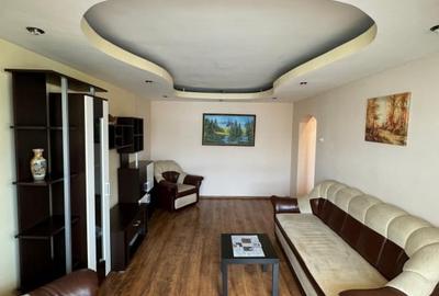 Apartament cu 2 camere decomandat în Vest