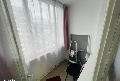 Garsonieră decomandată în Astra - 2