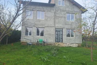 Casă cu 5 camere cu Teren 500 Mp în Clinceni - 3