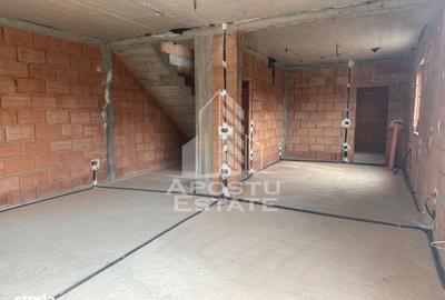 Casă cu 4 camere cu Teren 278 Mp în Bazoș - 11