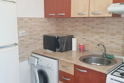 Proprietar vand garsoniera cf I - 1