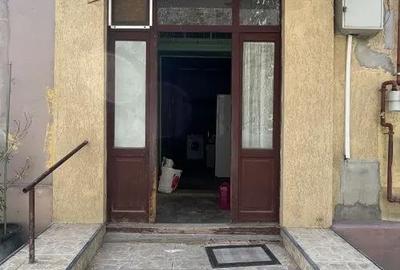 Casă cu 4 camere cu Canalizare în Pache Protopopescu - 11