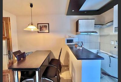 Apartament spatios ,decomandat 4 camere, etaj 2, Reșița. - 12