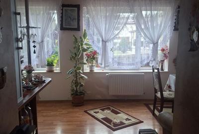 Casă cu 5 camere cu Teren 400 Mp în Sângeorgiu de Mureș - 3