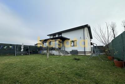 Casă cu 4 camere în Găneasa - 14