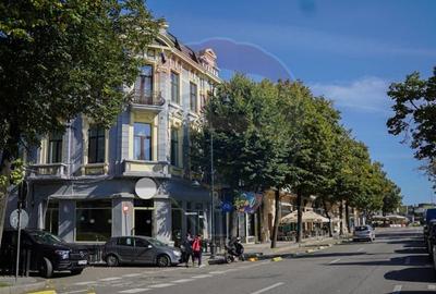 DE VANZARE Casa/Vila 10 camere BD Tomis - 2