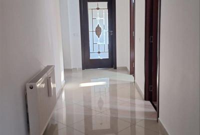 Casă individuală cu 3 camere cu Garaj în Lipănești - 2