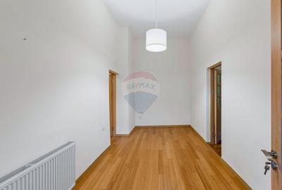 Apartament cu 3 camere de inchiriat in zona Ultracentral - 6