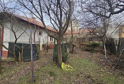 Casă individuală cu 4 camere în Militari