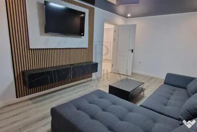 Apartament cu 3 camere decomandat în Lipovei