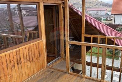 Casă cu 5 camere cu Teren 999 Mp în Bărăbanț - 34